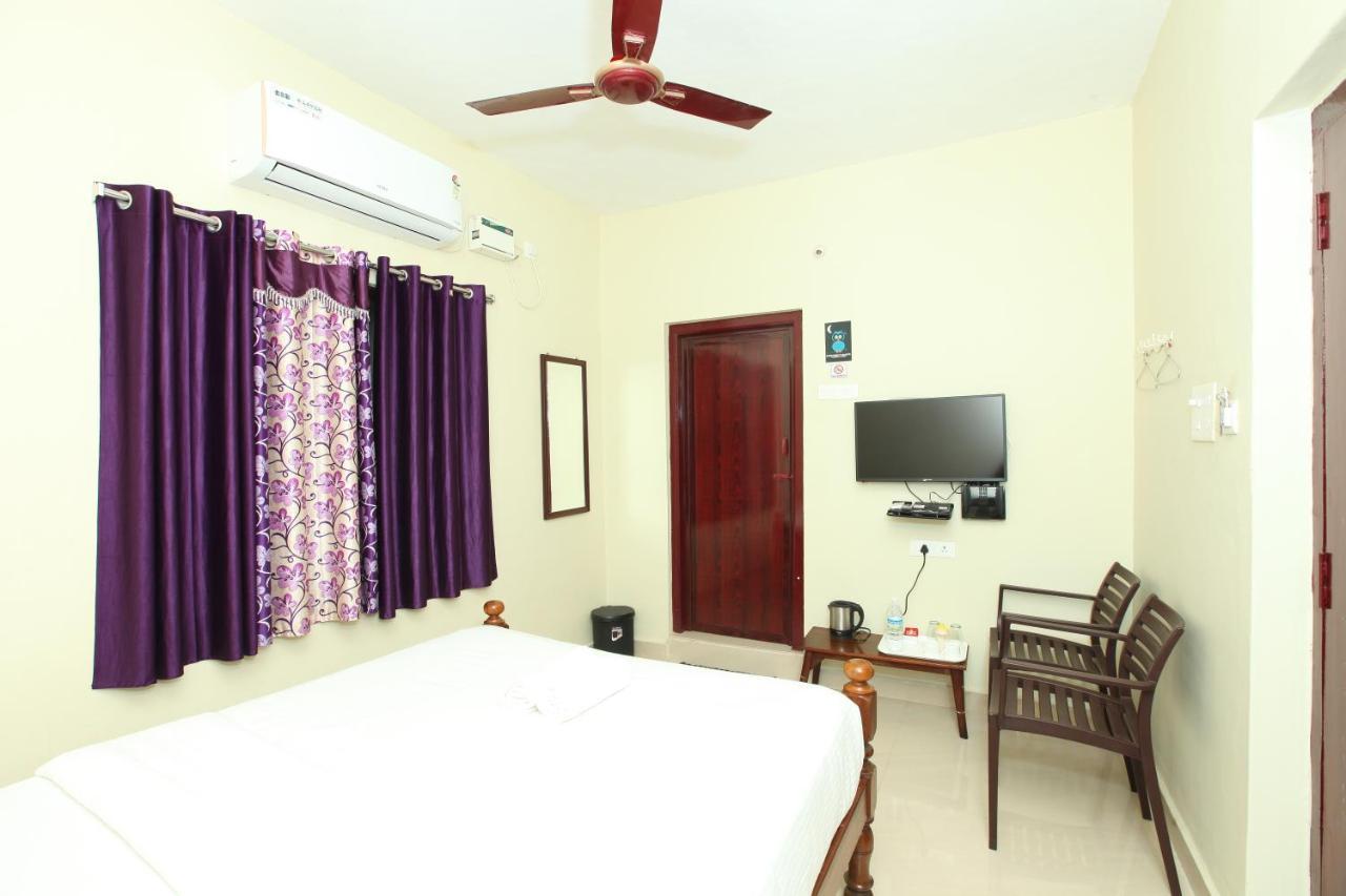 Le Windfall Luxury Pondicherry Bagian luar foto